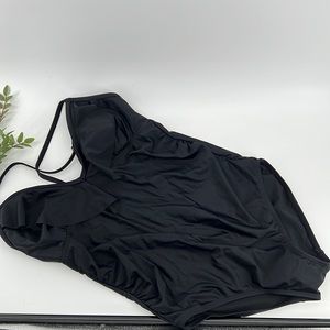 NWT Isabel maternity bathing suit large